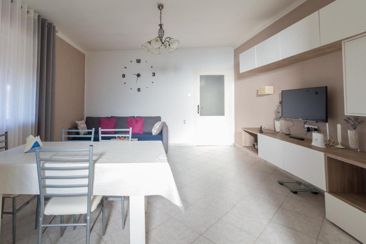 Villa House Jasmin With Large Garden, Near Nin - By Ta Leut Exterior foto