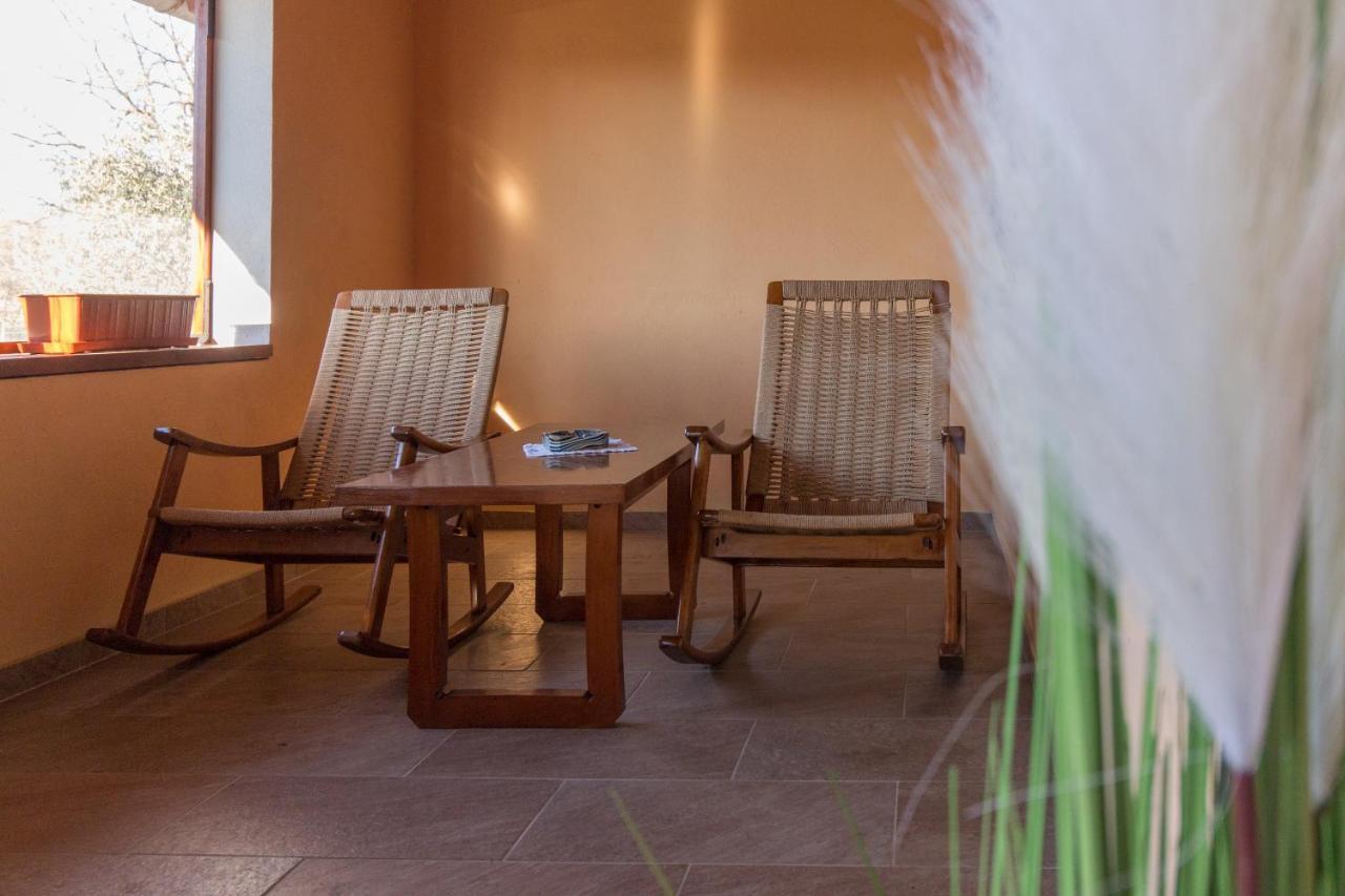 Villa House Jasmin With Large Garden, Near Nin - By Ta Leut Exterior foto